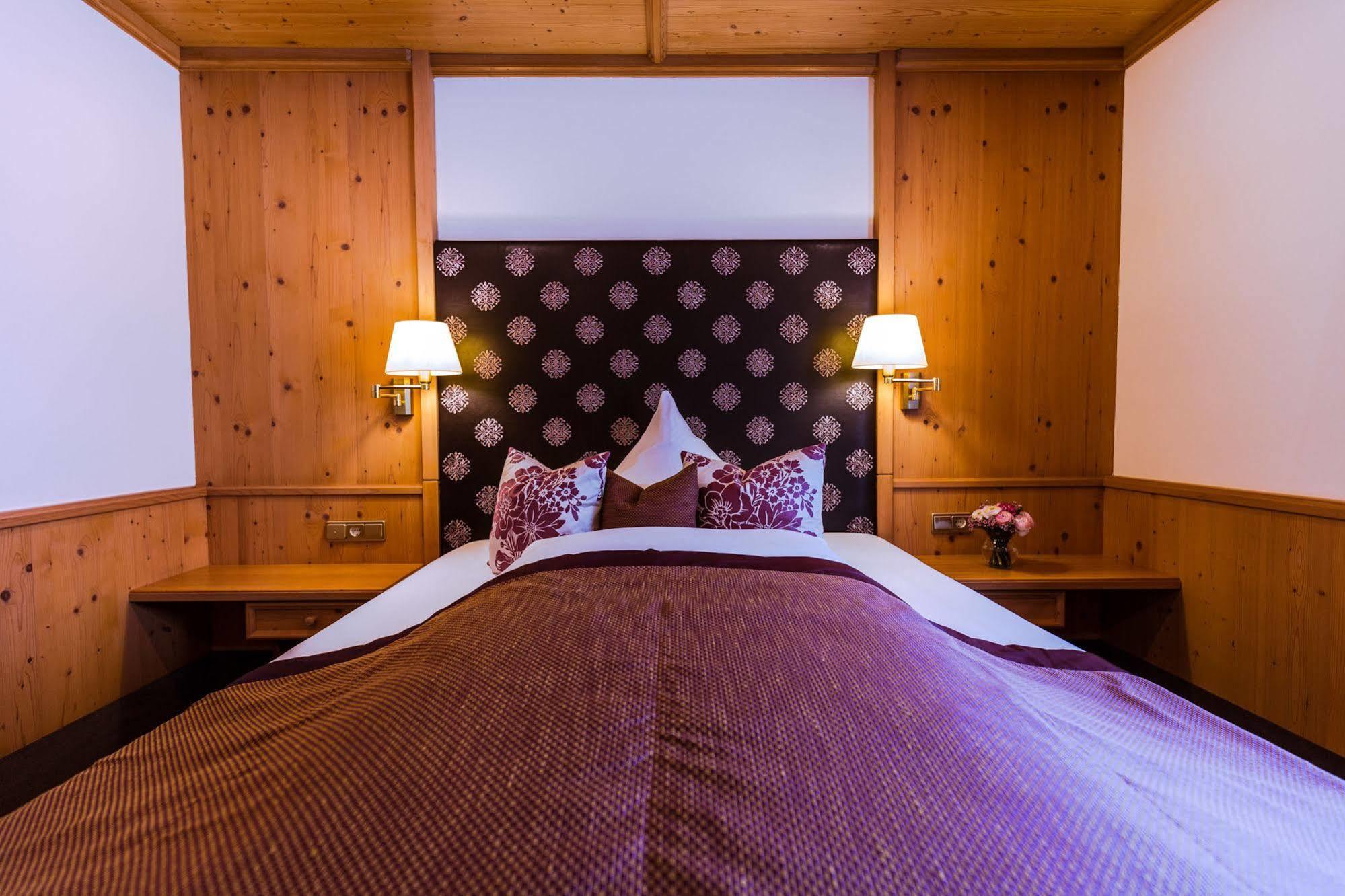 Hotel Kandler Notzing Buitenkant foto